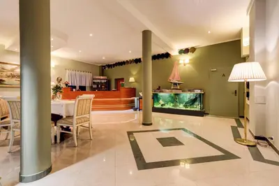 Plan piętra w obiekcie Villa Plaza