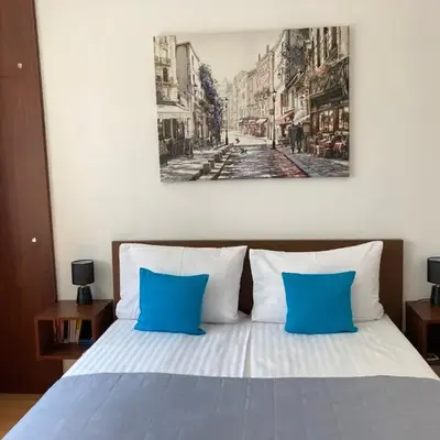 Apartment 82A
