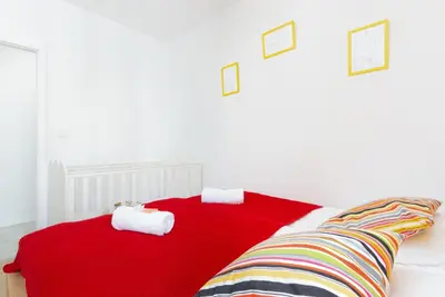 Łóżko lub łóżka w pokoju w obiekcie Apartamenty Kasprzaka P&O Serviced Apartments