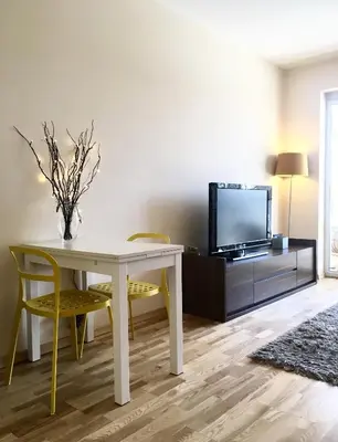 Telewizja i/lub zestaw kina domowego w obiekcie ClickTheFlat Artistic Estate Apartment