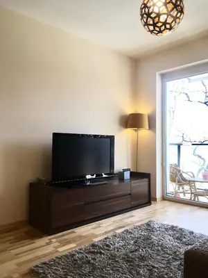 Telewizja i/lub zestaw kina domowego w obiekcie ClickTheFlat Artistic Estate Apartment