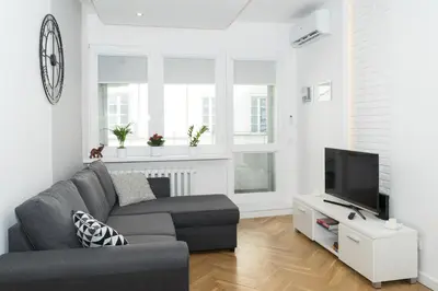 Telewizja i/lub zestaw kina domowego w obiekcie Old Town Grand Theatre Apartment 2