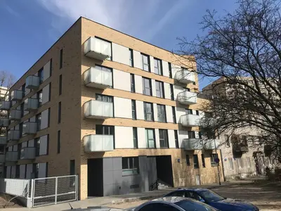 Budynek, w którym mieści się apartament