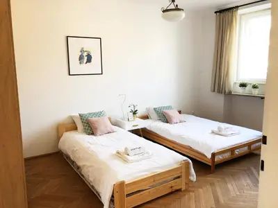 Łóżko lub łóżka w pokoju w obiekcie Aleja Niepodleglosci 245- 2BR by Homeprime