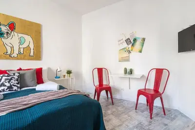 Łóżko lub łóżka w pokoju w obiekcie Functional Studio Apartment in Warsaw Center by Noclegi Renters