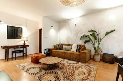 Telewizja i/lub zestaw kina domowego w obiekcie Warsaw Concierge Saxon Apartment