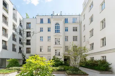 Budynek, w którym mieści się apartament