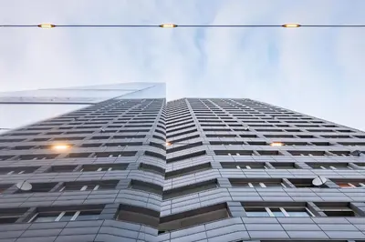 Budynek, w którym mieści się apartament