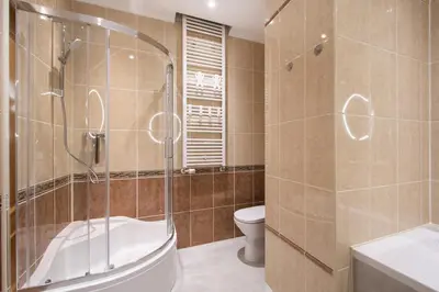 Łazienka w obiekcie Gama Great Location & Famili Apartment 120m 2-12 people
