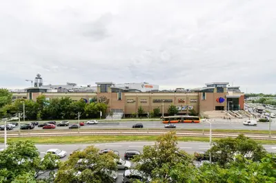 Budynek, w którym mieści się apartament