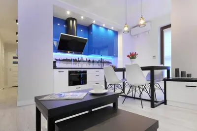 Kuchnia lub aneks kuchenny w obiekcie Bulwary Wislane P&O Serviced Apartments with AC