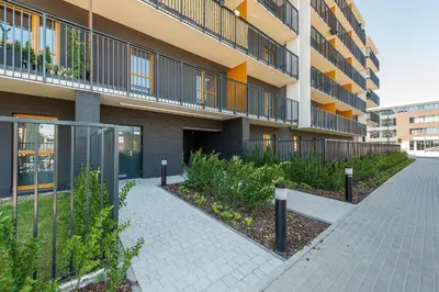 Budynek, w którym mieści się apartament