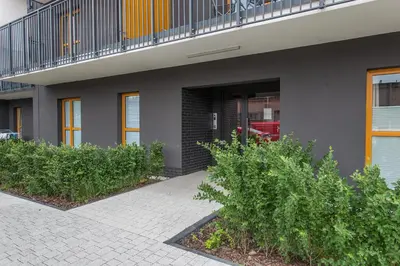 Budynek, w którym mieści się apartament