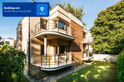 Budynek, w którym mieści się apartament