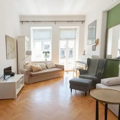 Warsaw Concierge Praga Gallery