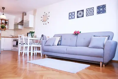 Kuchnia lub aneks kuchenny w obiekcie Cozy and great location by Cooee Apartments