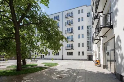 Budynek, w którym mieści się apartament
