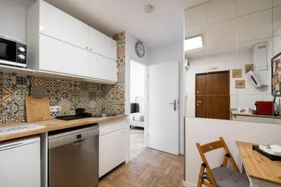 Kuchnia lub aneks kuchenny w obiekcie Labo Apartment Metro Plocka