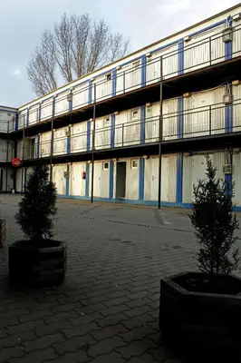 Budynek, w którym mieści się hostel