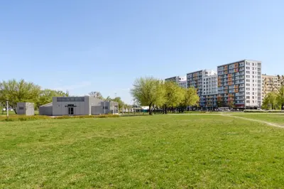 Budynek, w którym mieści się apartament