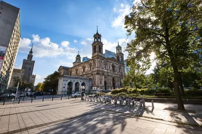 Budynek, w którym mieści się apartament