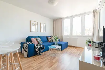 Część wypoczynkowa w obiekcie Aesthetic Apartment Located in Centre with Balcony by Noclegi Renters
