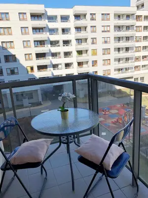 Balkon lub taras w obiekcie Al Krakowska 291A by Homeprime
