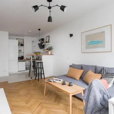 ★Bright apartment with positive vibes★