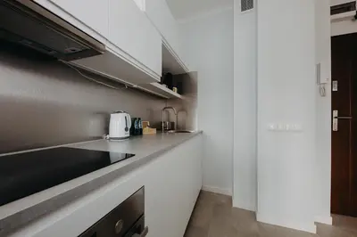 Kuchnia lub aneks kuchenny w obiekcie ShortStayPoland Aleje Jerozolimskie (B67)