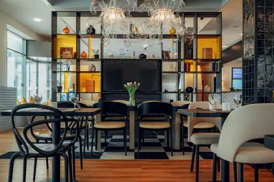 Część wypoczynkowa w obiekcie ibis Styles Warszawa Airport