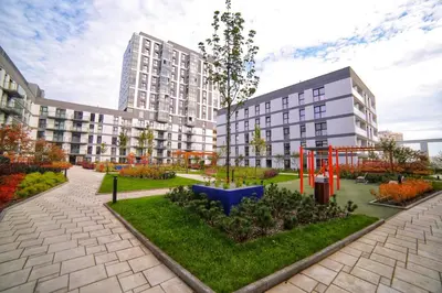Ogród w obiekcie Galeria Rondo Wiatraczna Apartments