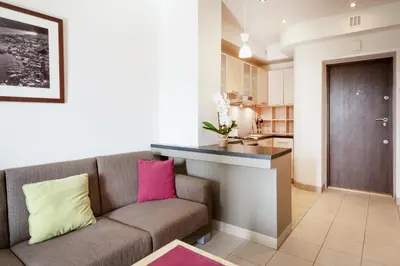 Kuchnia lub aneks kuchenny w obiekcie Apartments Warsaw Downtown Świętokrzyska by Noclegi Renters