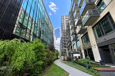 Budynek, w którym mieści się apartament