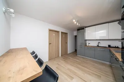 Kuchnia lub aneks kuchenny w obiekcie 6 Cities Rooms