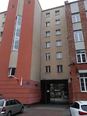 Budynek, w którym mieści się apartament
