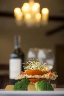 Jedzenie w hotelu lub w pobliżu