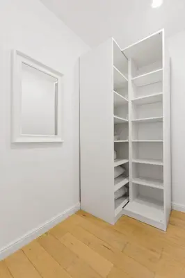 Plan piętra w obiekcie Grand Theatre Prime Apartment by BookingHost