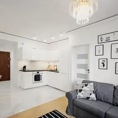 Grand Theatre Prime Apartment by BookingHost