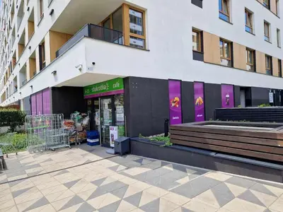Budynek, w którym mieści się apartament