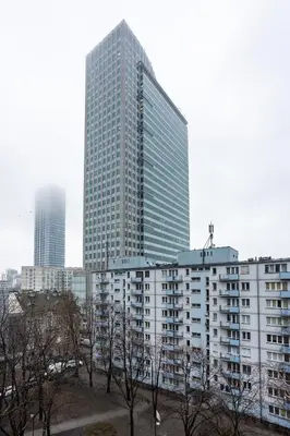 Budynek, w którym mieści się apartament