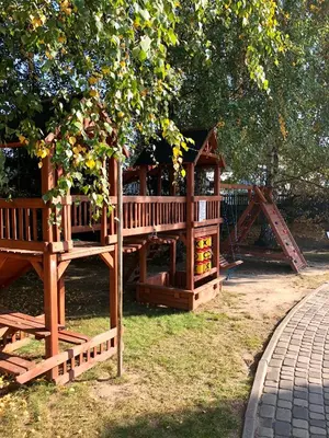 Plac zabaw dla dzieci w obiekcie Hotel 