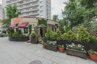 Budynek, w którym mieści się apartament
