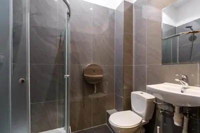 Łazienka w obiekcie Stara Praga Krokodyl Warsaw Rooms&Dorms-Praga Południe