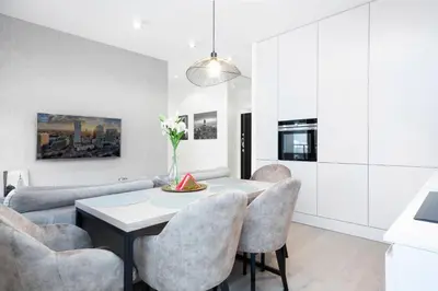 Kuchnia lub aneks kuchenny w obiekcie Apartments Warsaw Szamocka by Renters Prestige