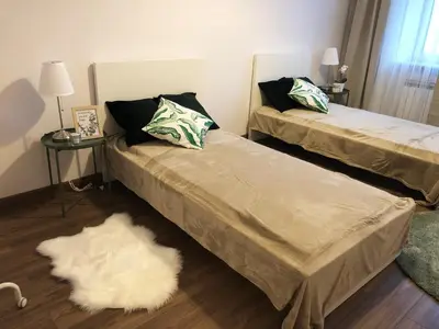 Łóżko lub łóżka w pokoju w obiekcie Aleja 3 maja 7 by Homeprime