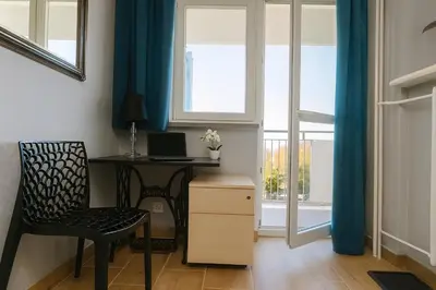 Plan piętra w obiekcie V Ajax Warsaw Bed&Breakfast ROOMS