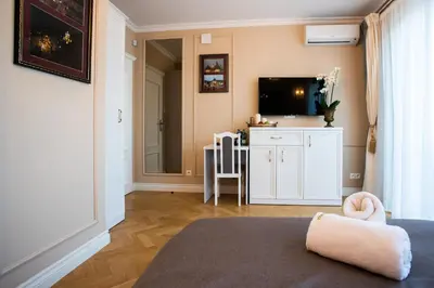 Telewizja i/lub zestaw kina domowego w obiekcie Willa Krakowska