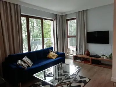 Telewizja i/lub zestaw kina domowego w obiekcie Woronicza Premium