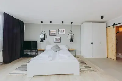 Łóżko lub łóżka w pokoju w obiekcie ShortStayPoland Pereca (B68)