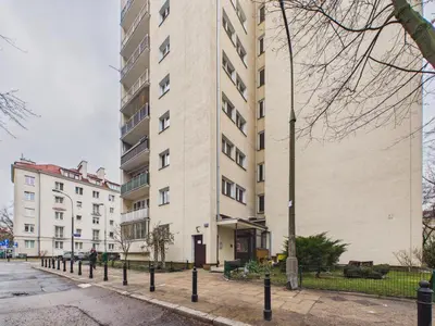 Budynek, w którym mieści się apartament